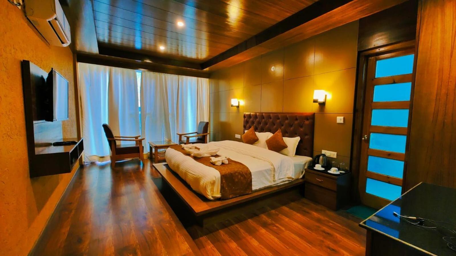 Tata Vista Resort Mall Road Manali - Centrally Heated & Air Cooled Exterior photo