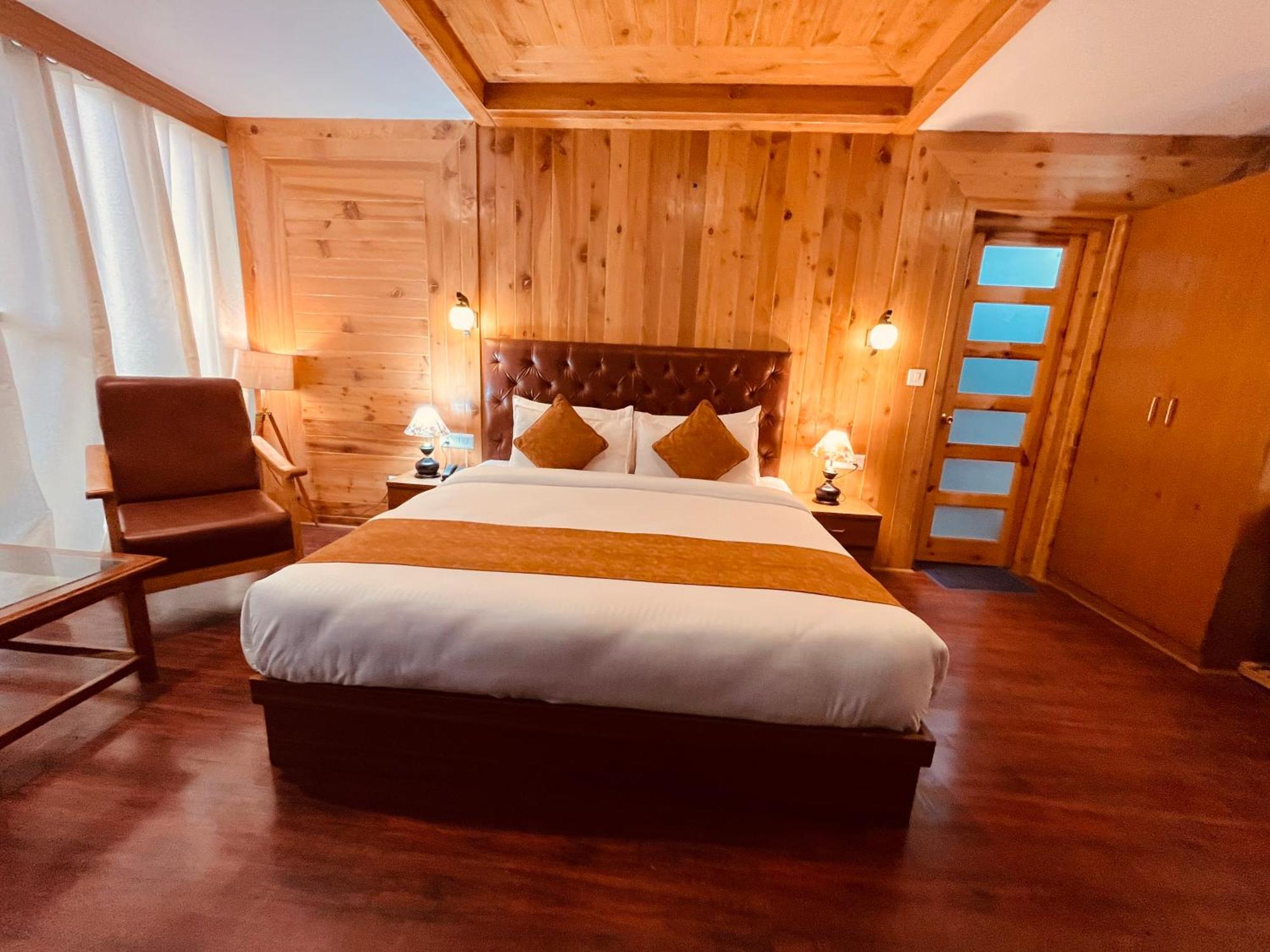 Tata Vista Resort Mall Road Manali - Centrally Heated & Air Cooled Exterior photo