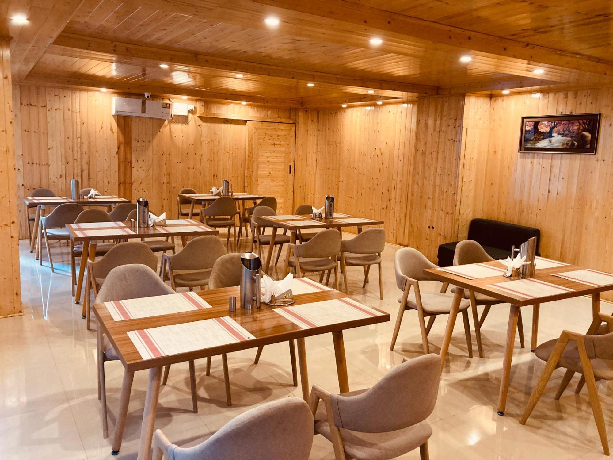 Tata Vista Resort Mall Road Manali - Centrally Heated & Air Cooled Exterior photo