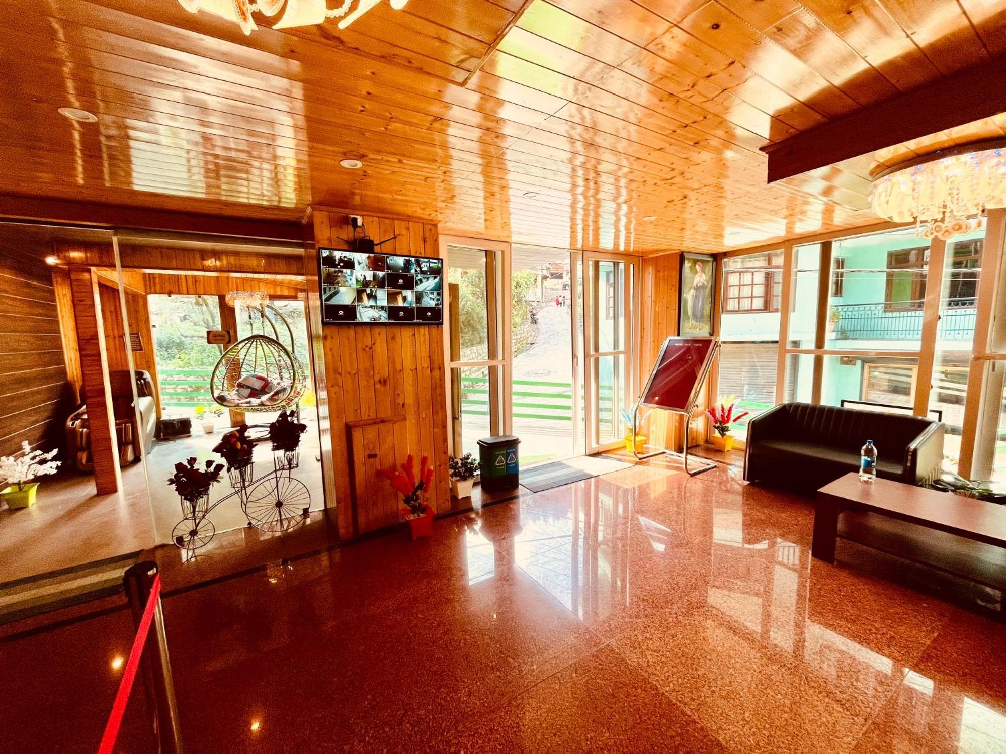 Tata Vista Resort Mall Road Manali - Centrally Heated & Air Cooled Exterior photo
