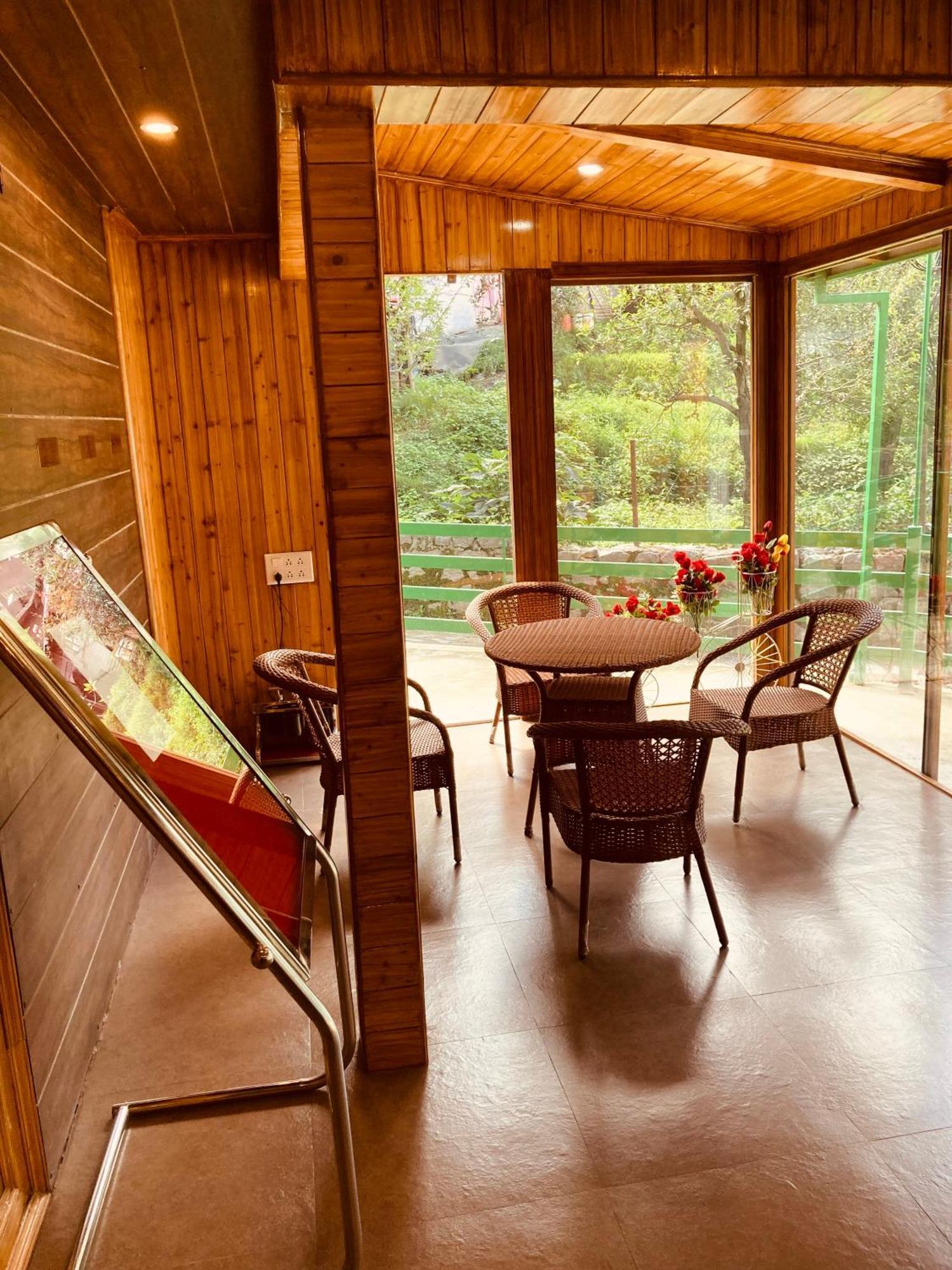 Tata Vista Resort Mall Road Manali - Centrally Heated & Air Cooled Exterior photo